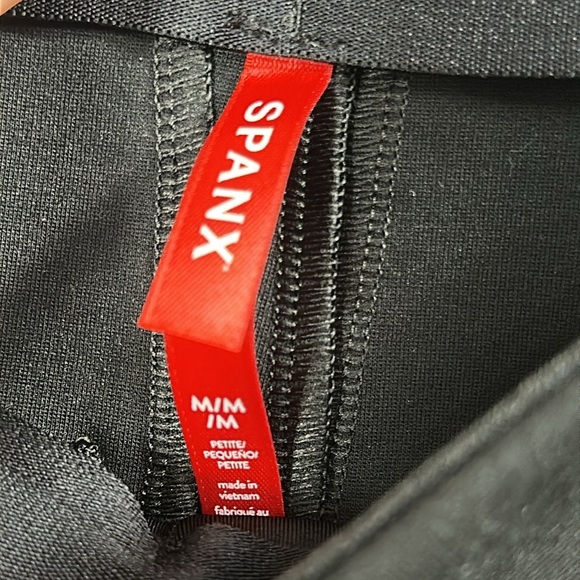 Spanx Perfect Pant ankle piped skinny  classic black size medium petite. NWT. - Picture 6 of 11